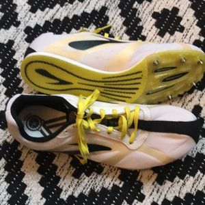 Brooks track spikes